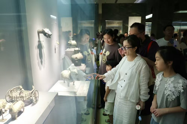 Jiangsu ranks first nationally with 140 mln museum visitors