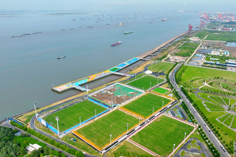 'The most beautiful football pitch along the Yangtze River' to open in Nantong