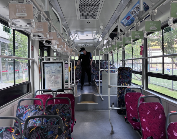 Jiangsu cities embrace tailored school bus services