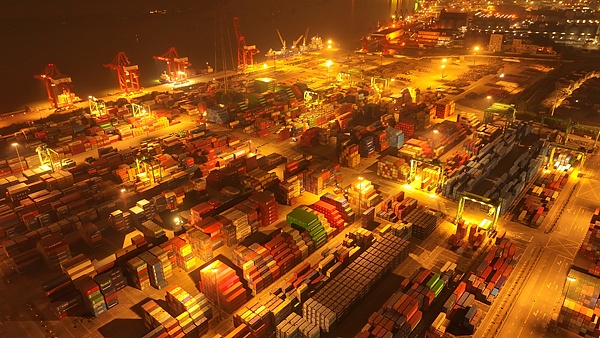 Jiangsu's foreign trade up 5.7% in first four months