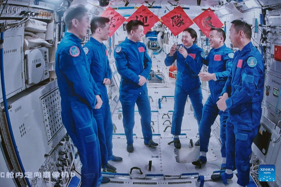 Shenzhou-19 astronauts enter space station