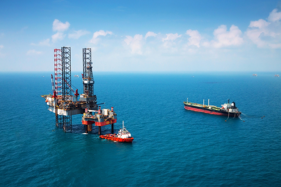 US crude oil inventories down last week: API