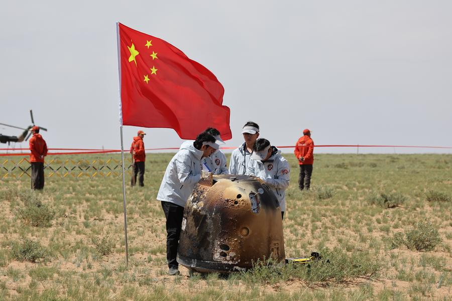 Chang'e-6 brings back first samples from moon's far side