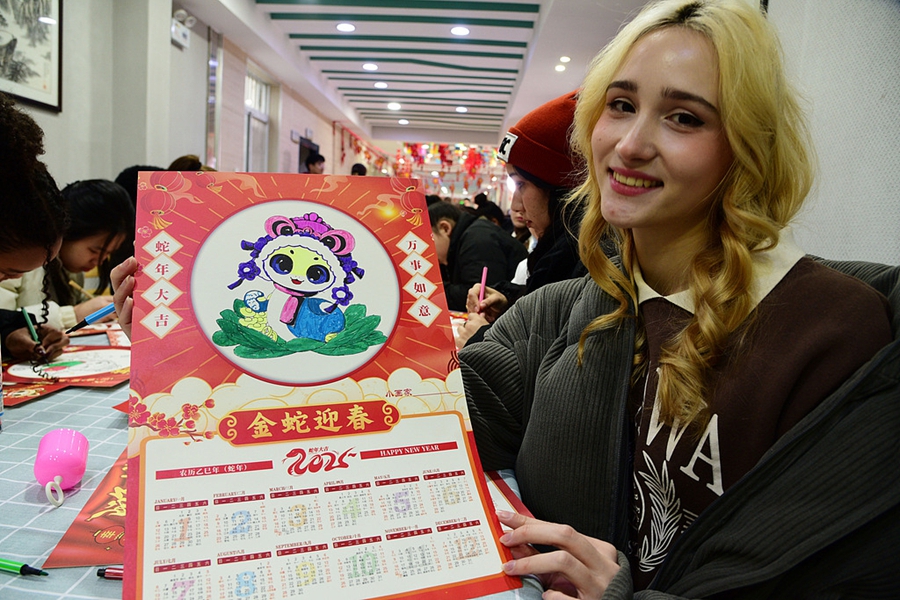 International students explore Chinese culture in Zhenjiang