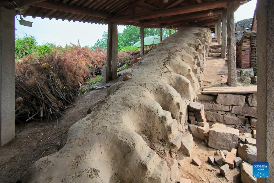 600-year-old dragon kiln keeps tradition alive